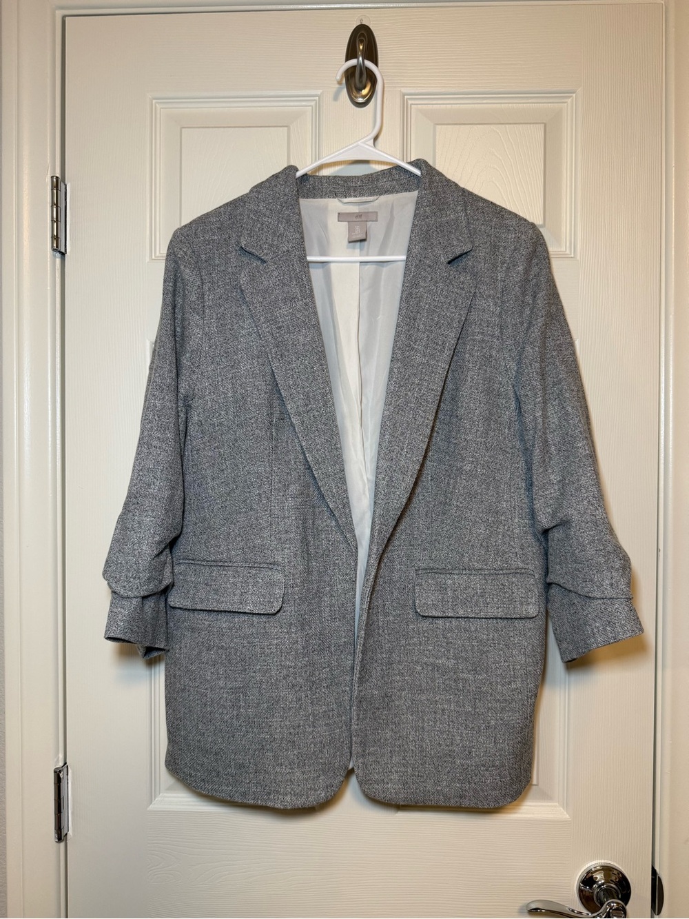 H&M Light Gray Women's Relaxed Tailored Blazer